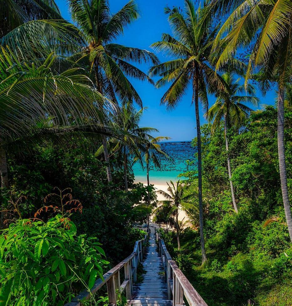 The Taksim Patong Beach Hotel エクステリア 写真